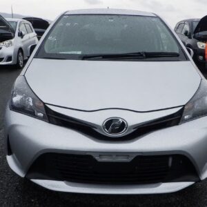 TOYOTA VITZ 2015/5 F