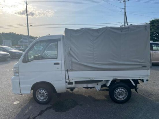 Daihatsu Hijet Truck 660 Special 3-Way 4WD (White) - Image 22