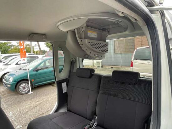 DAIHATSU TANTO 660 CUSTOM RS / SINGLE SIDE ELECTRIC SLIDING DOOR / BENCH SEAT (PEARL WHITE) - Image 15