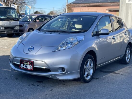 Nissan Leaf X/back camera/aluminum wheel (silver)