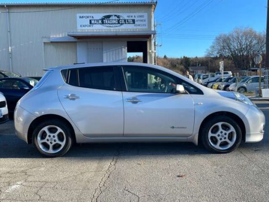 Nissan Leaf X/back camera/aluminum wheel (silver) - Image 36