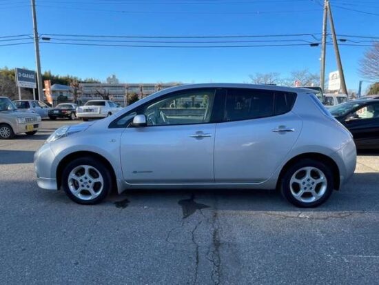 Nissan Leaf X/back camera/aluminum wheel (silver) - Image 31