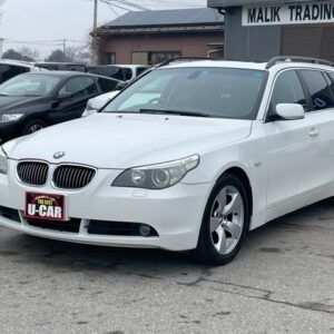 BMW 5 Series Touring 525i Highline Package/Back Camera/Aluminum/Power Seat (White)