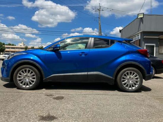 TOYOTA C-HR HYBRID 1.8 S/ALUMINUM WHEELS/DRA REC/ETC (BLUE) - Image 4