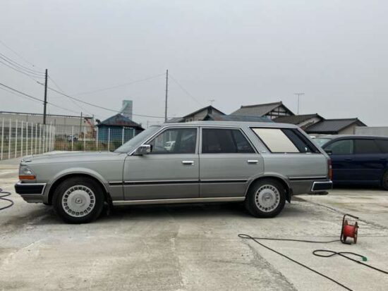 Nissan Gloria Wagon 2.8 28D/6 GL Diesel (Silver) - Image 41