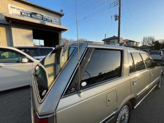 Nissan Gloria Wagon 2.8 28D/6 GL Diesel (Silver) - Image 40