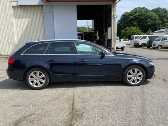 Audi A4 Avant 1.8 TFSI / Aluminum Wheel / PW Seat (Dark Blue) - Image 37