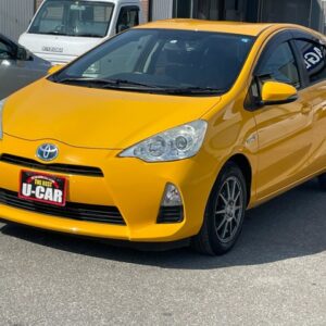 Toyota Aqua 1.5 G/Aluminum Wheel/Navi (Yellow)