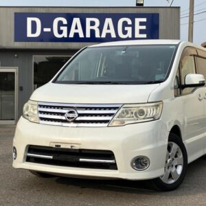 Nissan Serena 2.0 Highway Star V Selection with HDD Navigation Back Camera/Air Purifier (Pearl)