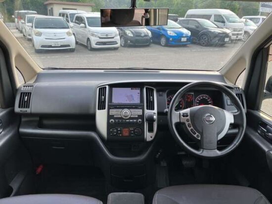 Nissan Serena 2.0 Highway Star V Selection with HDD Navigation Back Camera/Air Purifier (Pearl) - Image 36