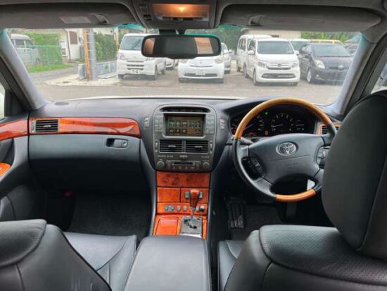 Toyota Celsior 4.3 C specification Interior selection Cruise control/Electric seat/Air suspension (White pearl) - Image 39