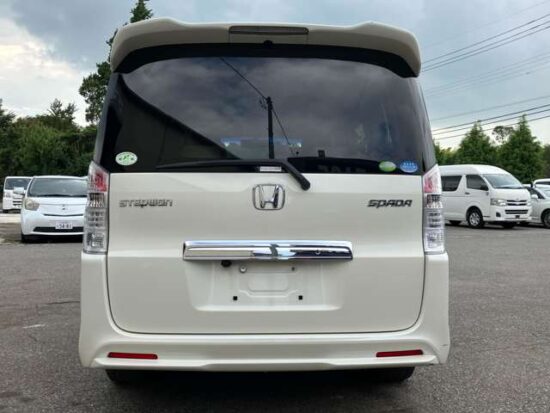 Honda Step Wagon 2.0 Spada Z /ETC/Car Navigation/Back Camera (White Pearl) - Image 10